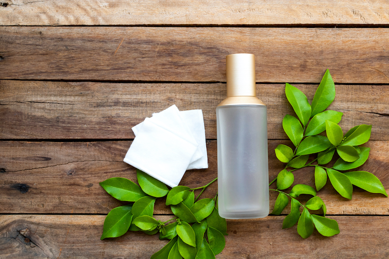 Skin toner and leaf